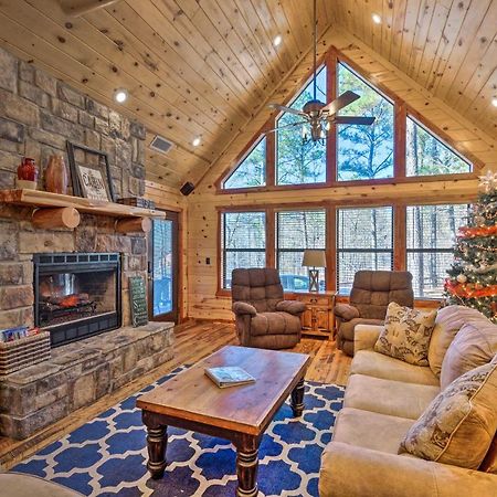 Ayatia Cabin With Hot Tub About 5 Mi To Broken Bow Lake! Exterior photo