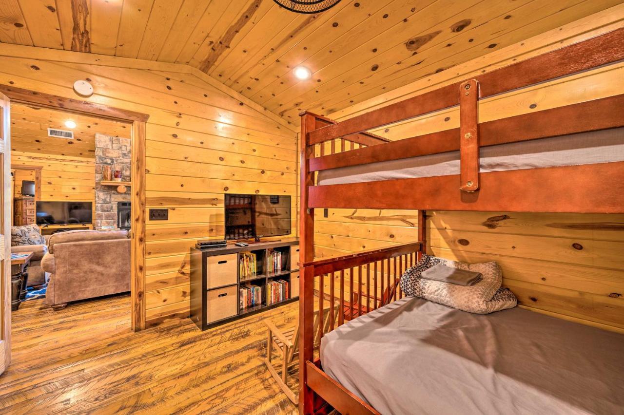 Ayatia Cabin With Hot Tub About 5 Mi To Broken Bow Lake! Exterior photo