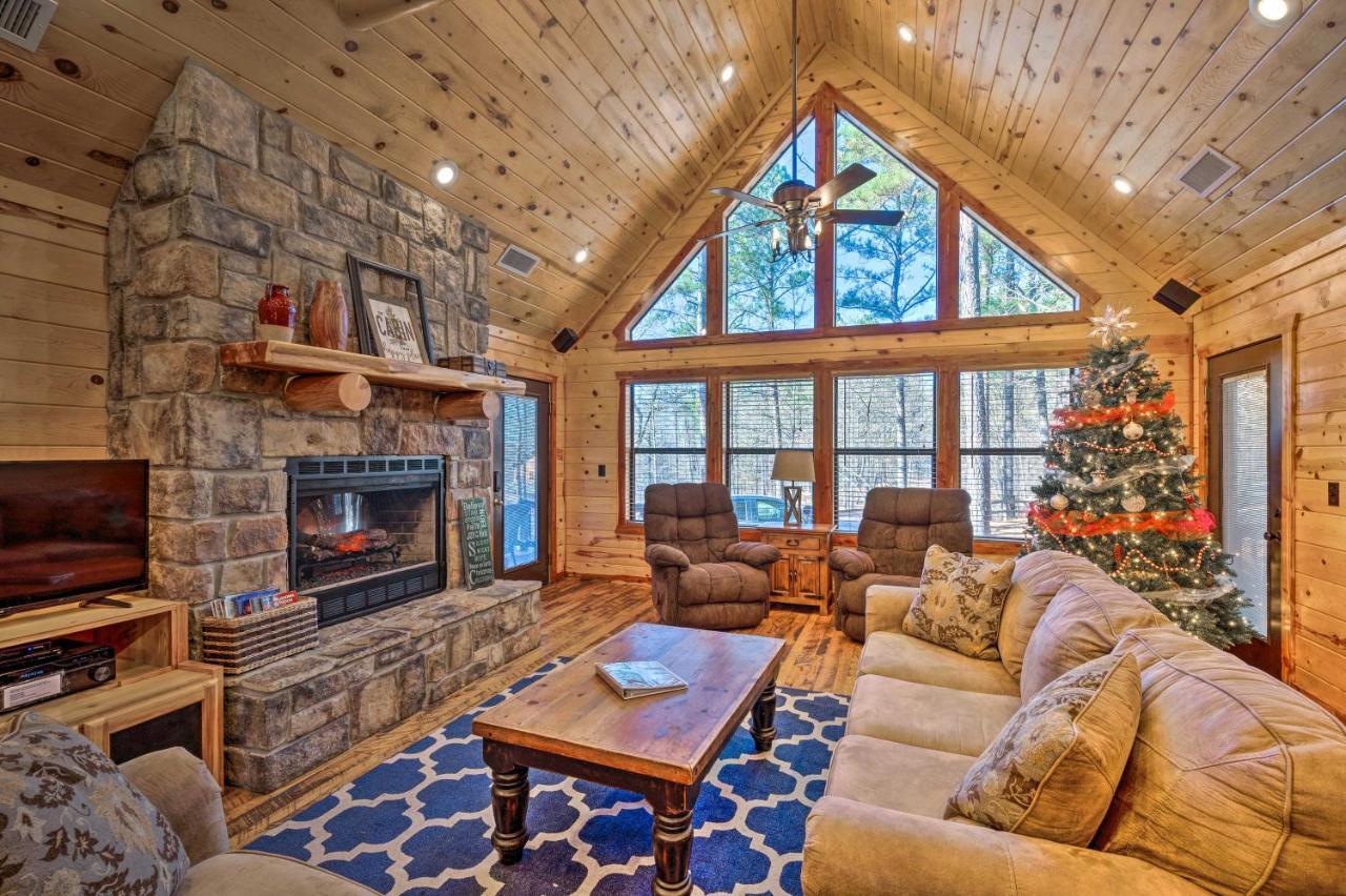 Ayatia Cabin With Hot Tub About 5 Mi To Broken Bow Lake! Exterior photo