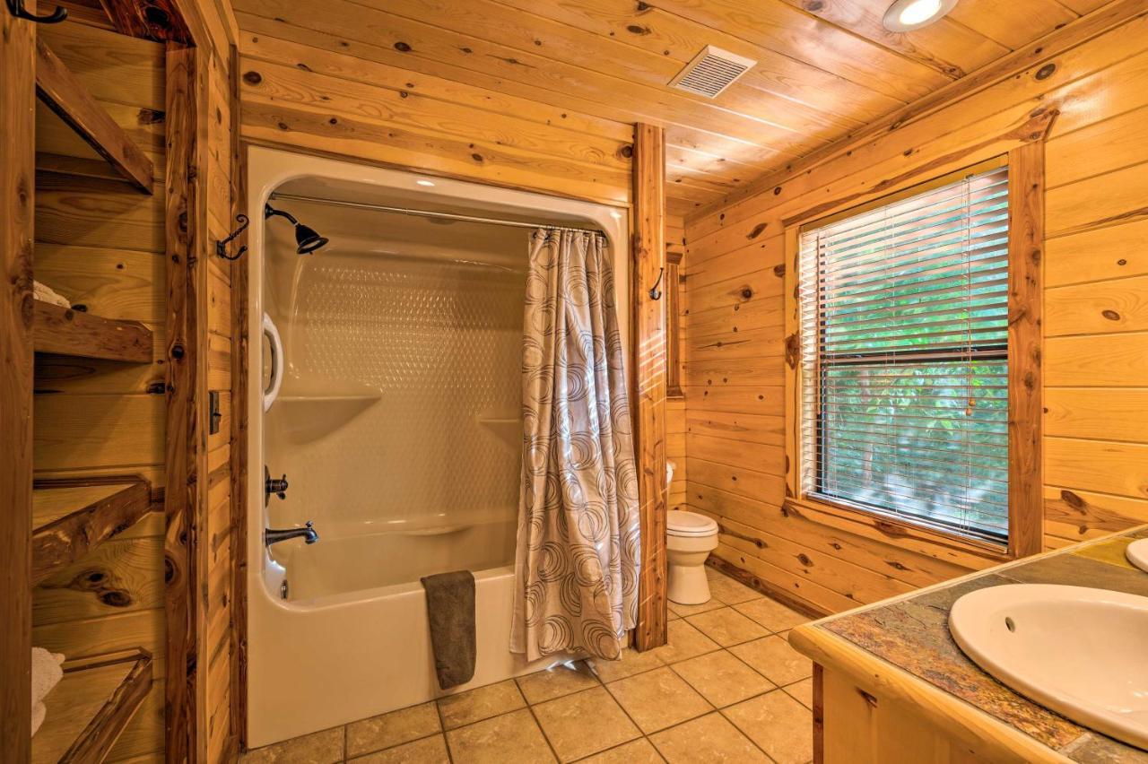 Ayatia Cabin With Hot Tub About 5 Mi To Broken Bow Lake! Exterior photo